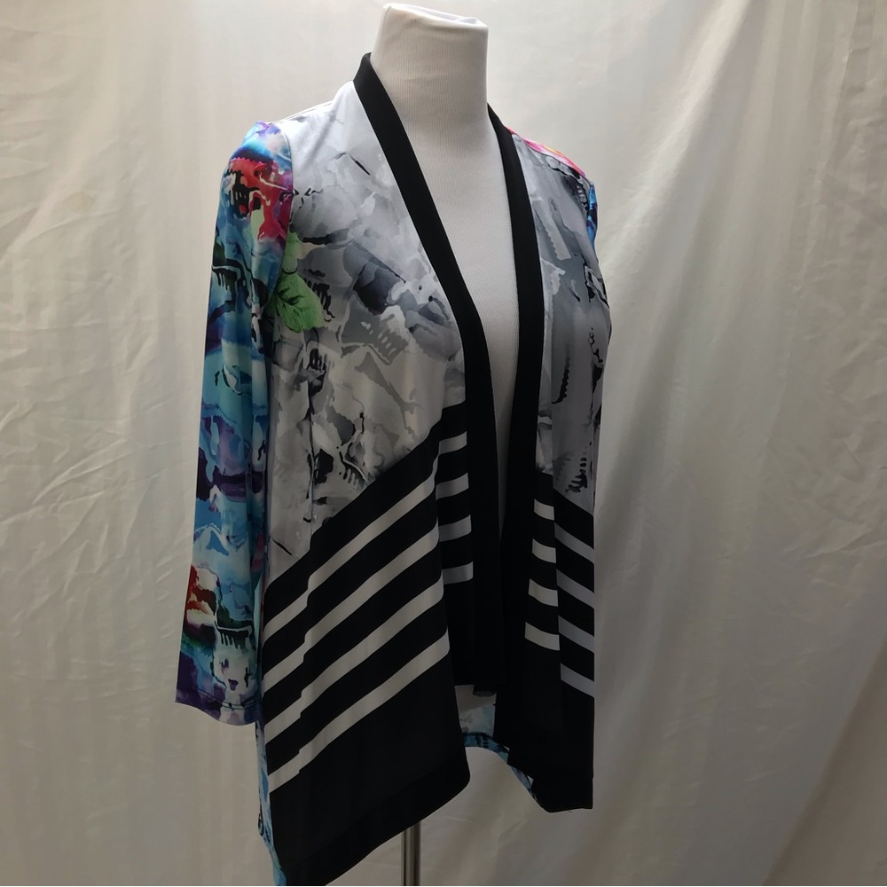 NWT Open front jacket in floral print from Picadilly Fashion size M